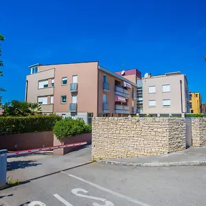 apartman-dora-porec.in-istria.net/